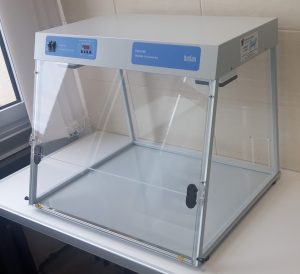 UV-cabinet for PCR